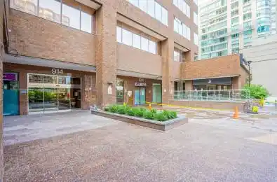 920 Yonge Street Unit# 700 Toronto C02 Ontario M4W 3C7
