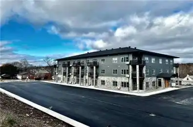 78A QUEEN Street Unit# 202 Bonnechere Valley Ontario K0J 1T0