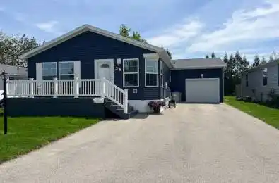 38 Bond Street Strathroy-Caradoc Ontario N7G 0C5