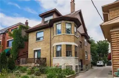 5 Northcliffe Boulevard Toronto W03 Ontario M6H 3G9