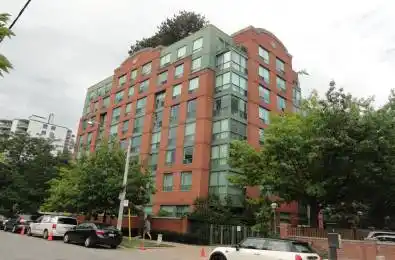 95 Prince Arthur Avenue Unit# #224 Toronto C02 Ontario M5R 3P6