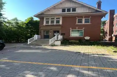 9 Woodlawn Avenue Toronto C02 Ontario M4T 1B9