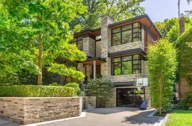 11 Pine Crescent Toronto E02 Ontario M4E 1L1