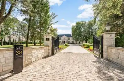 38 Park Lane Circle Toronto C12 Ontario M3C 2N2