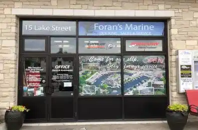 15 LAKE Street Grimsby Ontario L3M 2G4