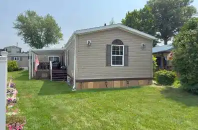 10 CARIBBEAN Lane Bluewater Ontario N0M 1N0