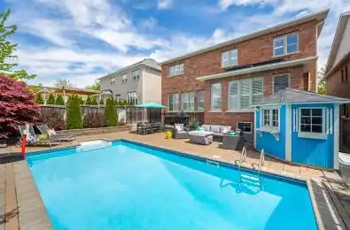 25 Mccandless Court Caledon Ontario L7C 3R6