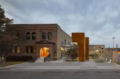 60 Atlantic Avenue Unit# 3A Toronto W01 Ontario M6K 1X9