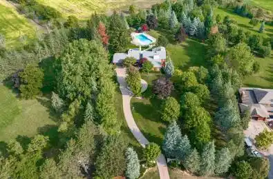 16 Mccoll Drive Caledon Ontario L7C 1J4