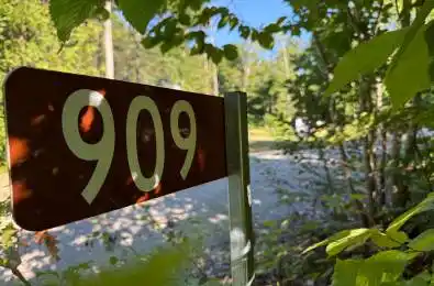 909 17 Concession Tiny Ontario L0L 2J0