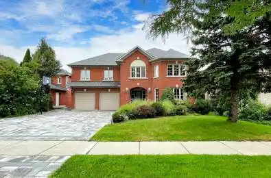 909 Stonehaven Avenue Newmarket Ontario L3X 1P2