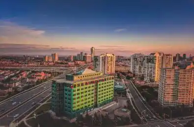 10 Kingsbridge Garden Circle Unit# 708 Mississauga Ontario L5R 3K7