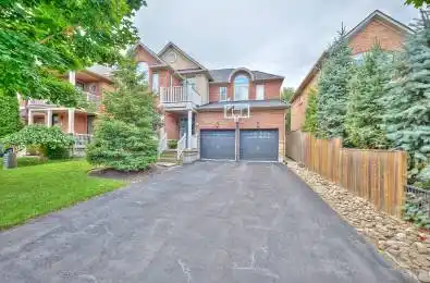 27 Goldeye Drive Hamilton Ontario L8E 6C2