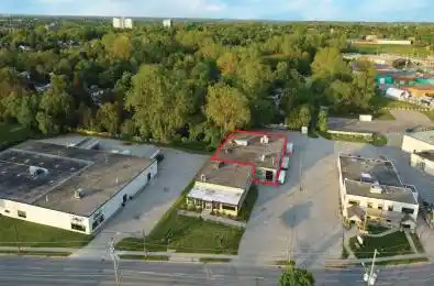 220 Adelaide Street Unit# Rear London South Ontario N5Z 3L1