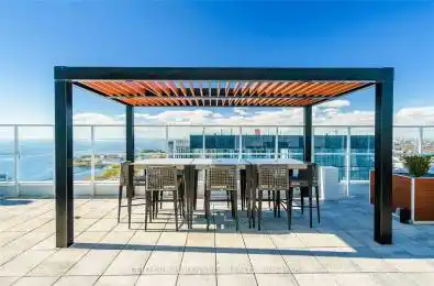 17 Bathurst Street Unit# 710 Toronto C01 Ontario M5V 0N1