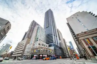 395 Bloor Street Unit# 4507 Toronto C08 Ontario M4W 0B4