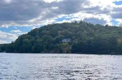 12 Island M N/A Muskoka Lakes Ontario P0B 1M0