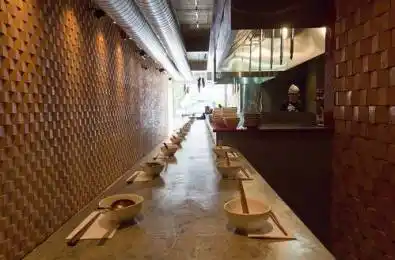 51 Baldwin Street Toronto C01 Ontario M5T 1L1