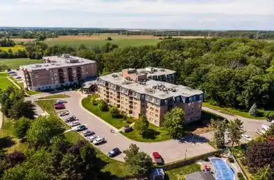 8111 Forest Glen Drive Unit# 401 Niagara Falls Ontario L2H 2Y7