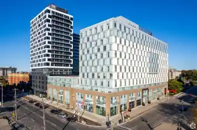 100 Bond Street Unit# 707 Oshawa Ontario L1G 0E6