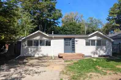 696 Hastings Avenue Innisfil Ontario L9S 1Z3