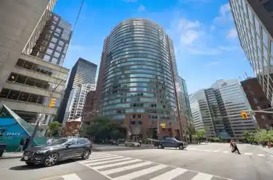 33 University Avenue Unit# 406 Toronto C01 Ontario M5J 2S7