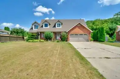 8017 Hampton Court Niagara Falls Ontario L2H 2R4