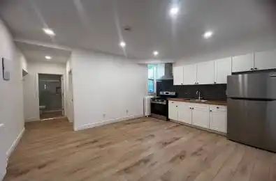 804A St Clair Avenue Unit# 102 Toronto C03 Ontario M6C 1B6