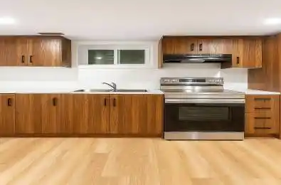 24 Sunbay Court Unit# Bsmt 2 Richmond Hill Ontario L4E 3E3