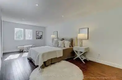 30 Misty Moor Drive Richmond Hill Ontario L4C 6R1