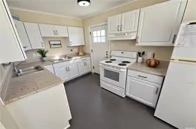 77 Blackfriars Street London North Ontario N6H 1K8