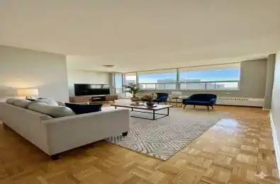 6200 Bathurst Street Unit# 1504 Toronto C07 Ontario M2R 2A3