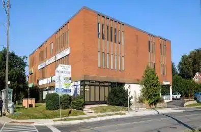 200 Finch Avenue Unit# 109 Toronto C07 Ontario M2R 3W4