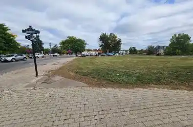 4351* Queen Street Niagara Falls Ontario L2E 2K9