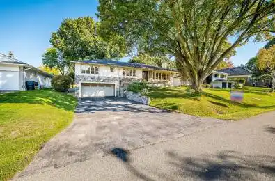 16 Aylesbury Road Toronto W08 Ontario M9A 2M5