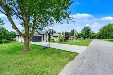 1105 Marietta Street Howick Ontario N0G 2X0