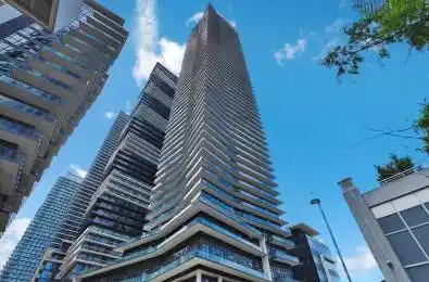 38 Annie Craig Drive Unit# 3903 Toronto W06 Ontario M8V 0G9