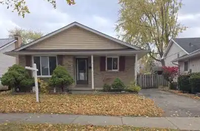 29 Renny Crescent Unit# Upper London South Ontario N6E 2C4