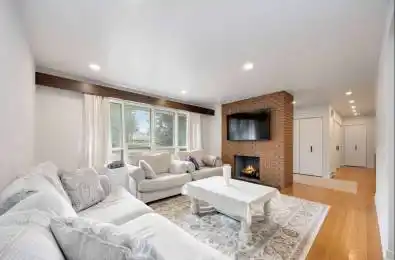 31 ORLON Crescent Richmond Hill Ontario L4C 6S3