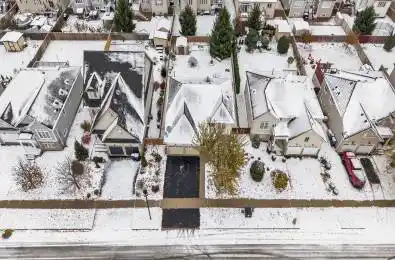 19 Grand Poplar Lane Wasaga Beach Ontario L9Z 0C7