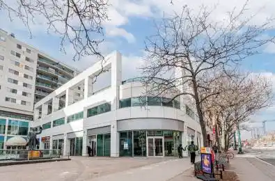 222 Spadina Avenue Toronto C01 Ontario M5T 3B3