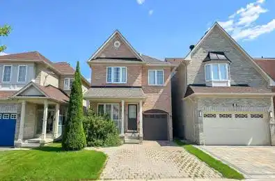 17 KENTLEY Street Markham Ontario L6C 2K1