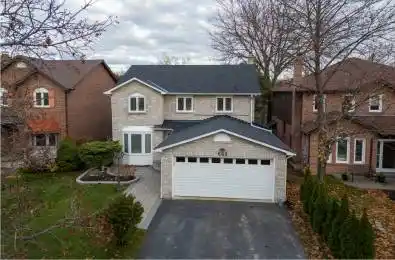 662 Cognac Crescent Pickering Ontario L1X 1L7