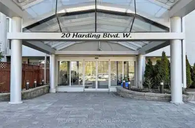 20 Harding Boulevard Unit# 707 Richmond Hill Ontario L4C 9S4