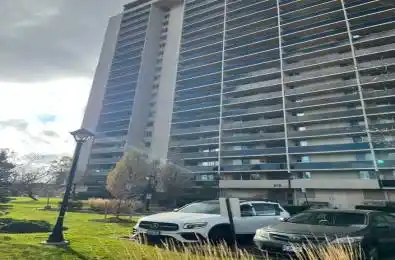 812 Burnhamthorpe Road Unit# 1409 Toronto W08 Ontario M8C 4W1