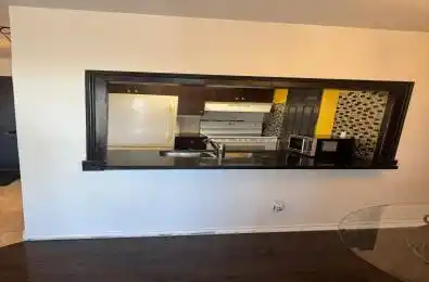 285 Enfield Place Unit# 706 Mississauga Ontario L5B 3Y6