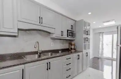 7406 Darcel Avenue Unit# Unit 1 Mississauga Ontario L4T 2X7