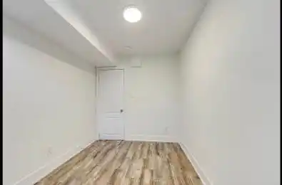 15 Dalecrest Road Brampton Ontario L6X 5N3