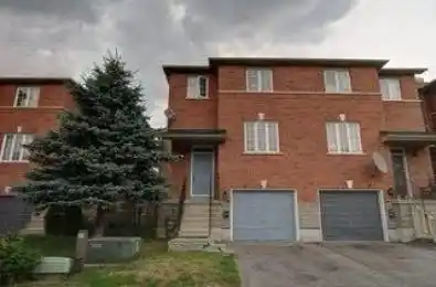 120 Railroad Street Unit# 33 Brampton Ontario L6X 5A1