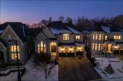 136 Lady Jessica Drive Vaughan Ontario L6A 4Z7